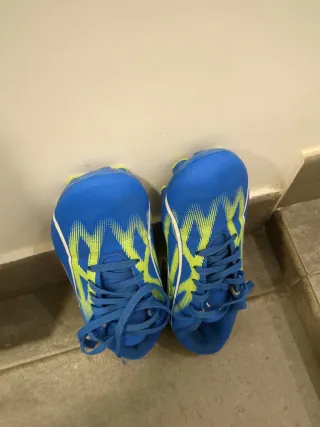 Scarpe da calcio per bambini taglia 35