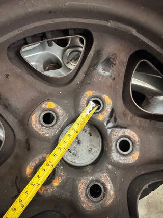 4 llantas tapacubo Opel con neumático 225/50 R17