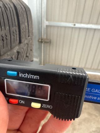 4 llantas tapacubo Opel con neumático 225/50 R17