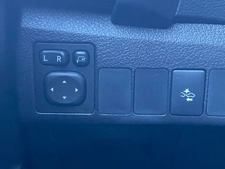 Toyota Auris Feel Híbrido. Total garantía!