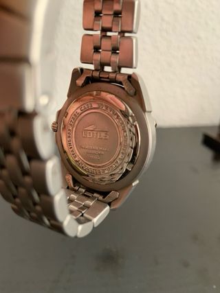 Reloj Lotus Plata y Blanco