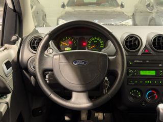 Ford Fiesta 1.4 Trend