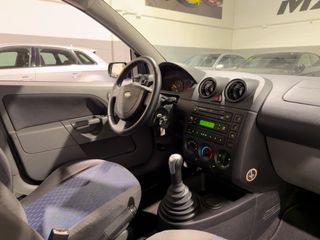 Ford Fiesta 1.4 Trend