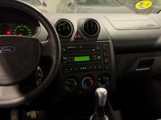 Ford Fiesta 1.4 Trend