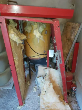 Depósito gasolina y caldera para piezas