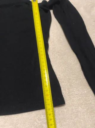 Top negro manga larga con tirantes