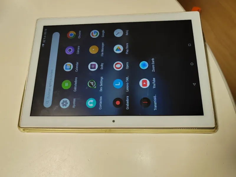Tablet Lenovo Android 10" 2gb ram, 16gb espacio