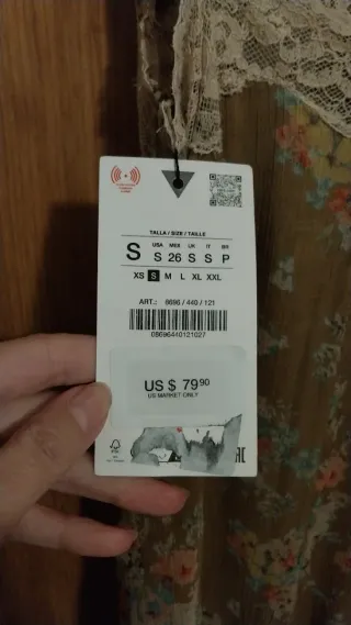 Vestido Zara flores tirantes encaje