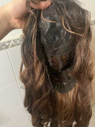 2 Pelucas usadas sinteticas marron mechas doradas