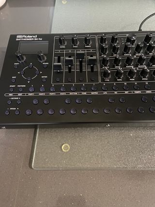 Roland SH-4d Sintetizador