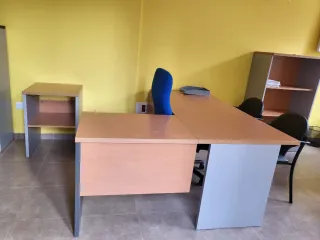 Mobiliario de oficina dos mesas 2x2 , mesa de 1,80