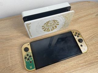 Nintendo Switch OLED Zelda Tears Kingdom