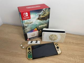 Nintendo Switch OLED Zelda Tears Kingdom