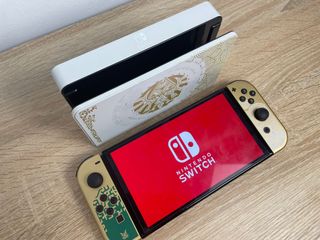 Nintendo Switch OLED Zelda Tears Kingdom