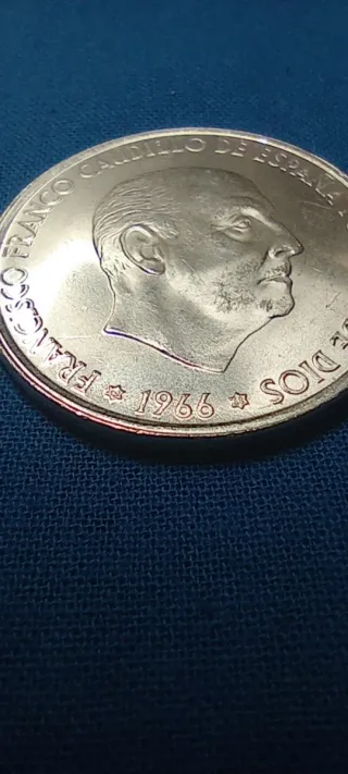 Moneda 100 pesetas Franco plata *68 sin circular