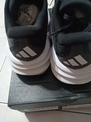 Scarpe Adidas Donna 37.5 Nero/Bianco