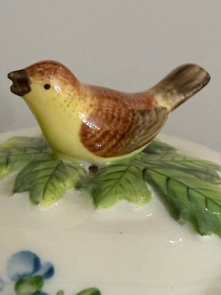 Portagioie Herend antico con uccellino