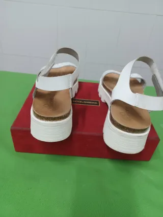 Sandalias Yokono Blancas