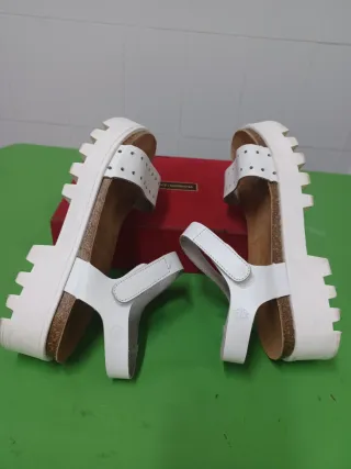 Sandalias Yokono Blancas