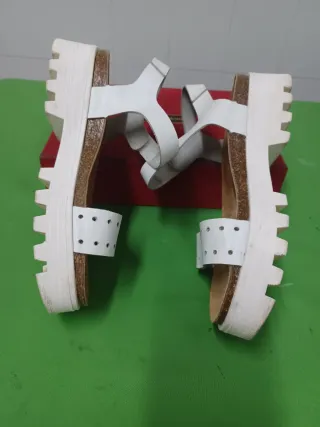 Sandalias Yokono Blancas