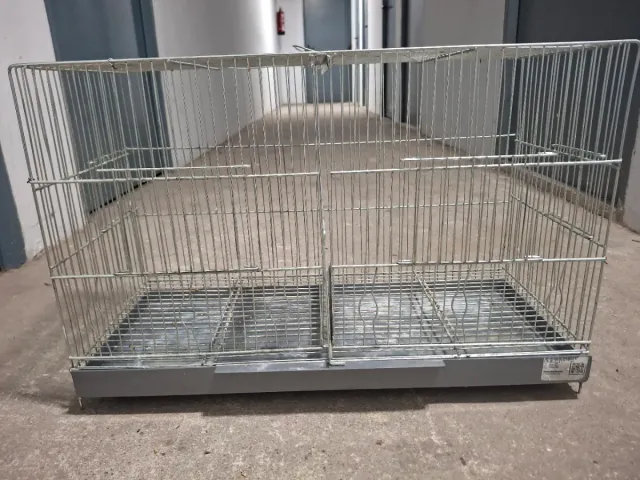 Jaula metálica para mascotas