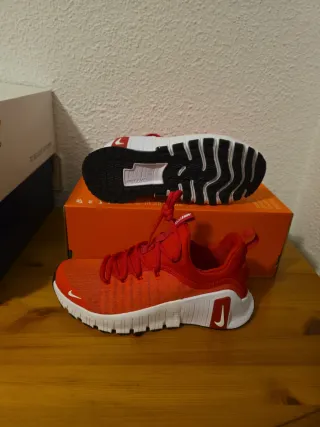 Nike Free Metcon 6 Rojo/Blanco