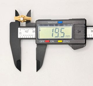 Solitario de oro de 18k circonita, 5.19 g, T-22.