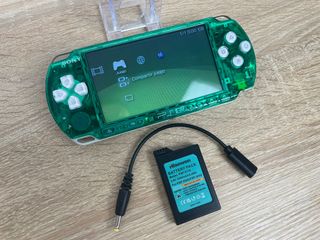 PSP 3000 -- Mod Verde Transparente
