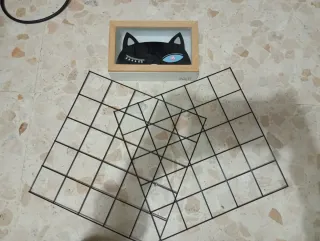 Decoración de pared geométrica y joyero