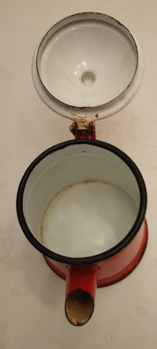 Tetera Metálica Vintage Roja