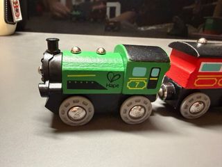 Tren de madera Hape