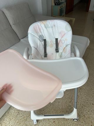 Trona bebé muy buen estado
