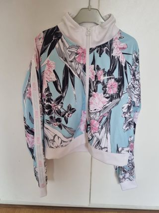 Chaqueta deportiva Nike floral