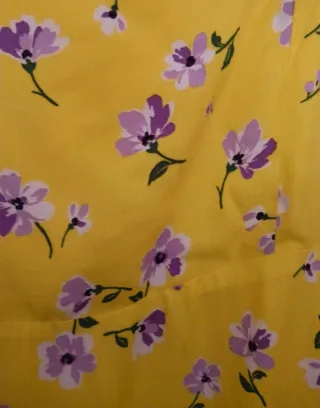 Vestido Zara floral amarillo talla L sin estrenar