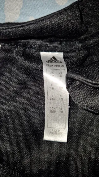 Chaqueta Adidas Negra Niño talla 7.8 años