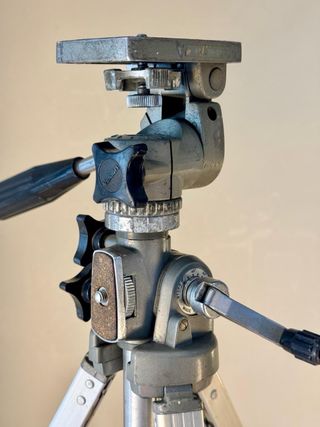 Trípode Velbon PH-21