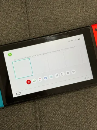 Nintendo Switch v2 + mandos (azul/rojo)