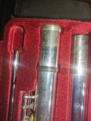 Flauta Travesera Yamaha YFL221S