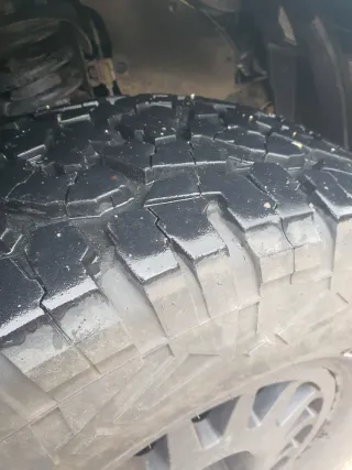 Neumáticos Comforser CF1100 285/75 R16 Solo gomas