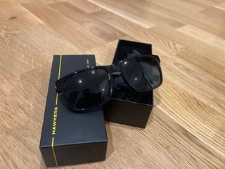 Gafas de Sol Hawkers Negras y Amarillas