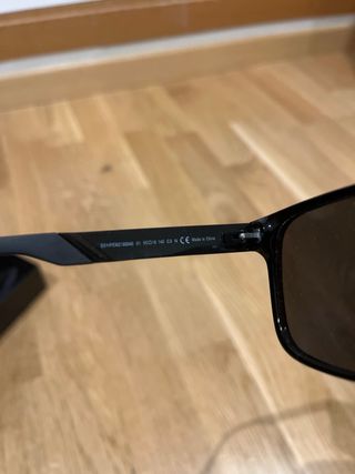 Gafas de Sol Hawkers Negras y Amarillas