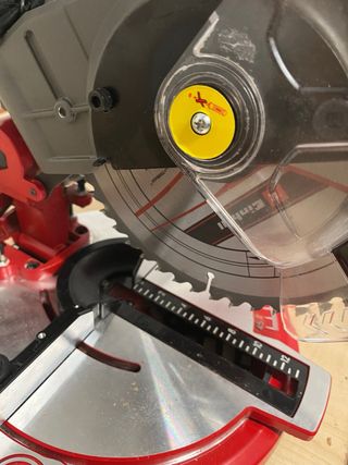 Sierra Ingletadora Einhell TC MS 2112