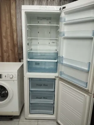 PACK LAVADORA y Frigorífico Blanco