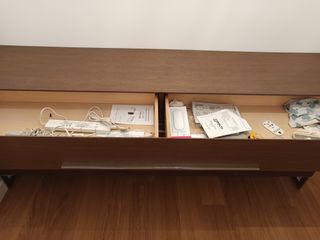 Mueble de madera y metal