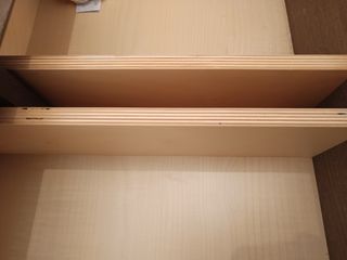 Mueble de madera y metal