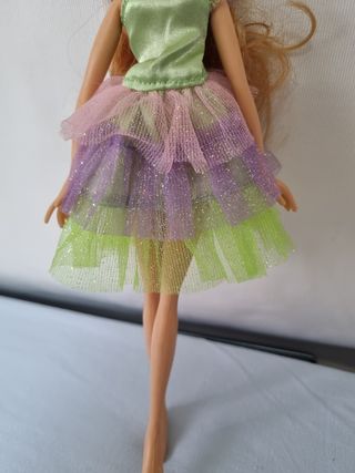 Winx club Flora 28 cm