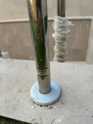 Escalera Piscina Astrapool sin uso