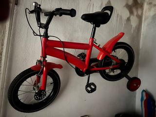 Bicicleta infantil roja 3-6 años