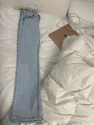 Pantalón vaquero Stradivarius D98 Recto