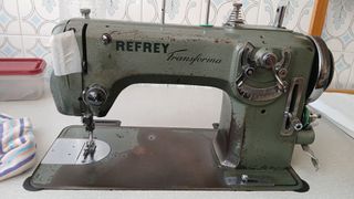 Máquina de coser Refrey
